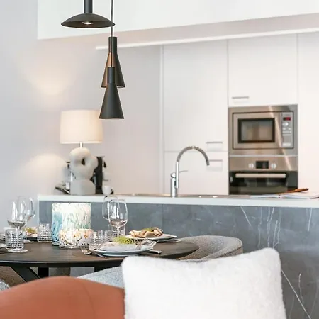 아파트 Huswell - High End Nearby The In With Parking