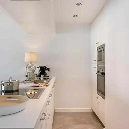 Huswell - High End Nearby The In With Parking Appartement Knokke-Heist