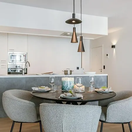 Appartement Huswell - High End Nearby The In With Parking