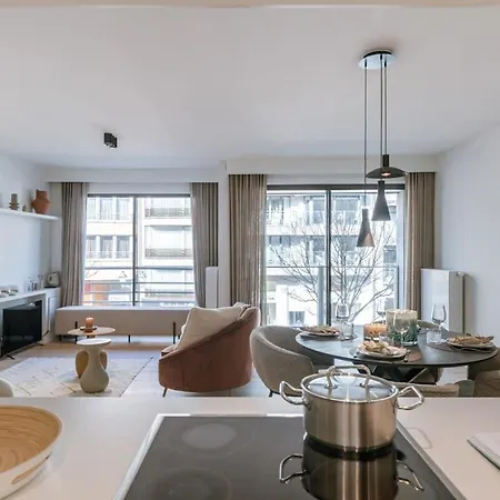 Huswell - High End Nearby The In With Parking Appartement Knokke-Heist