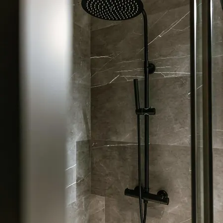 Huswell - High End Nearby The In With Parking קנוקה-הייסט